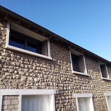 Les 3 Mesanges Apartment Живерни Екстериор снимка
