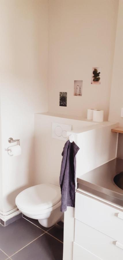 Les 3 Mesanges Apartment Живерни Екстериор снимка