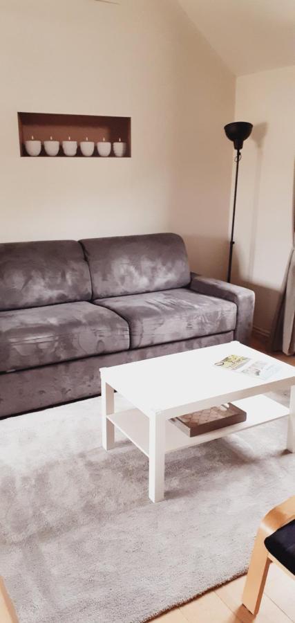 Les 3 Mesanges Apartment Живерни Екстериор снимка