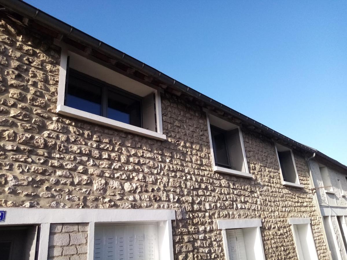 Les 3 Mesanges Apartment Живерни Екстериор снимка